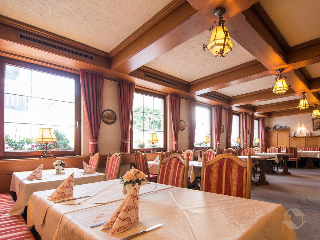 Hotel Restaurant Alte Linde Bad Wildbad Exterior foto